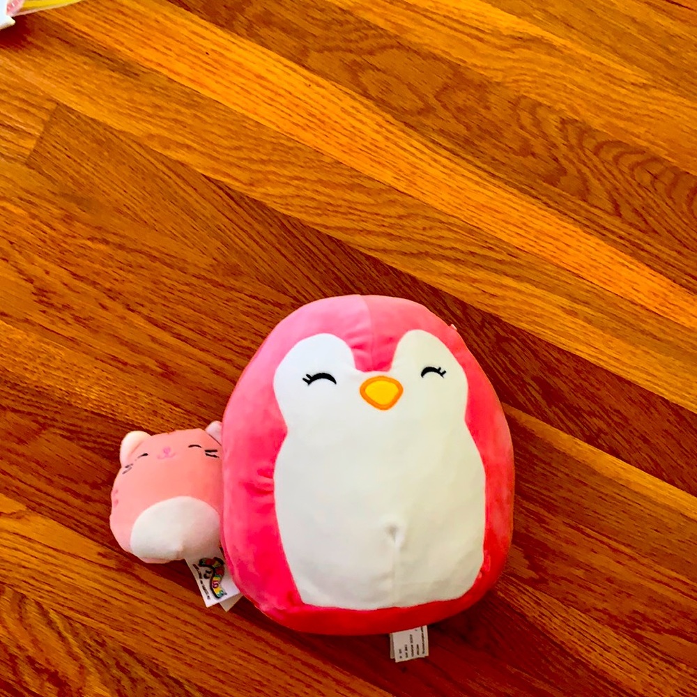 pack with Piper the penguin and paulita the cat